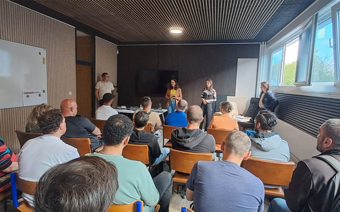 Up´n Swutsch: By Jacobsen GmbH zeigt Bewerberinnen und Bewerber des Jobcenters Ihr Unternehmen und Jobperspektiven