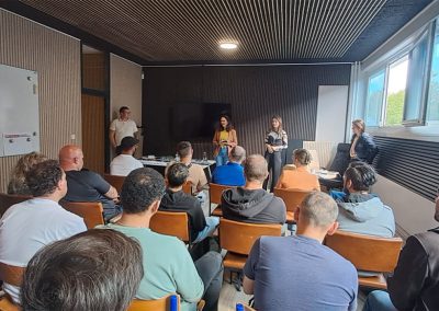 Up´n Swutsch: By Jacobsen GmbH zeigt Bewerberinnen und Bewerber des Jobcenters Ihr Unternehmen und Jobperspektiven