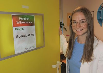 Speeddating – Alle 11 Minuten verliebt sich… kein Liebespaar – aber vielleicht ein Betrieb und sein neuer Mitarbeiter